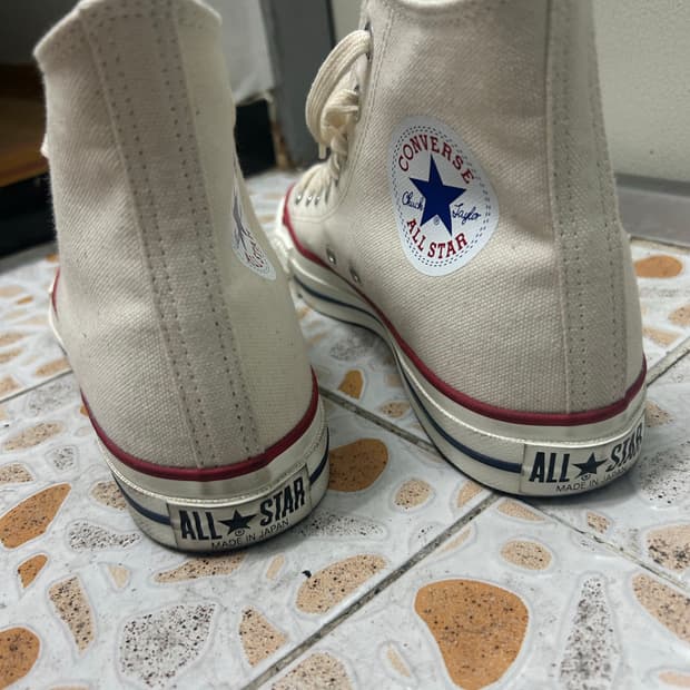 컨버스 올스타 메이드인재팬모델 260 사이즈입니다. 