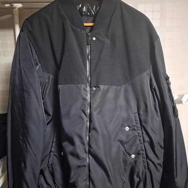 몽클레르 봄버 자켓