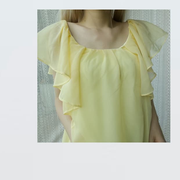[Yellow Sheer Top] 옐로우 쉬어 탑