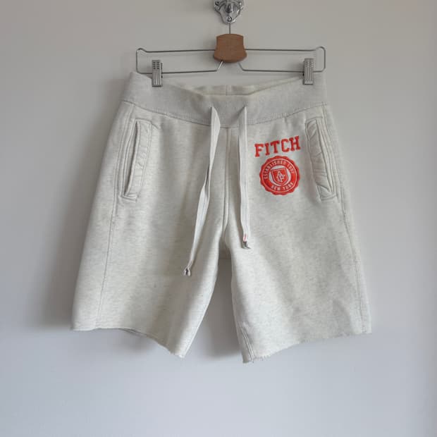 아베크롬비(Abercrombie & Fitch)스웻 반바지(사용감 확인)