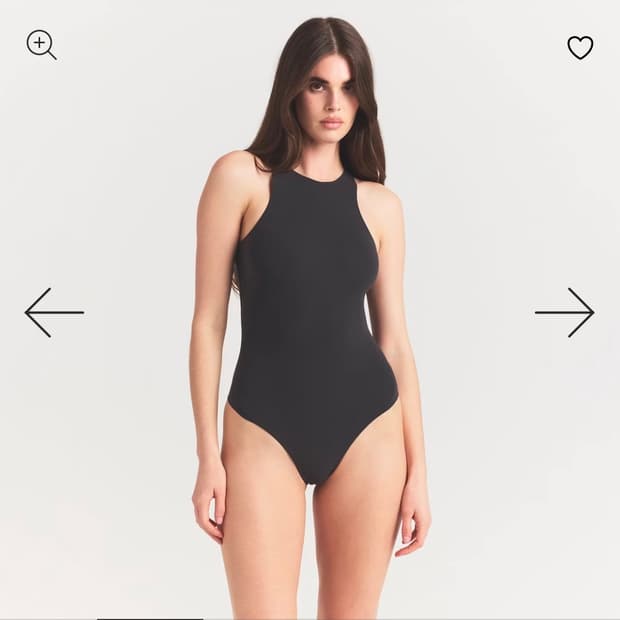 Skims HIGH NECK BODYSUIT xs