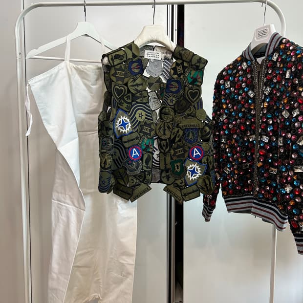 마르지엘라 밀리터리 인시그니아 베스트