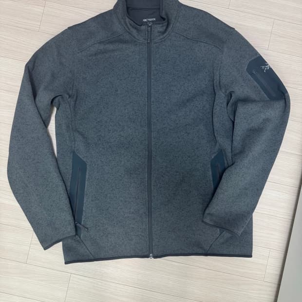 아크테릭스 커버트 플리스 L