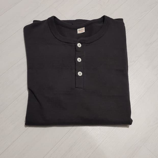 웨어하우스 4601 헨리넥 반팔 블랙 색상