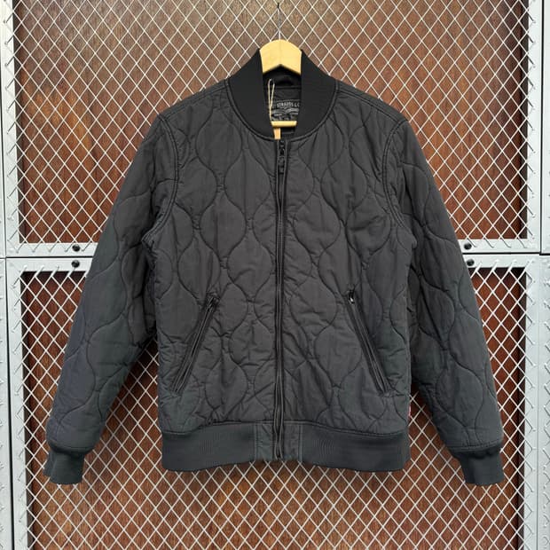 리바이스 퀄팅 MA-1 블랙 봄버 자켓 경량패딩 자켓 M