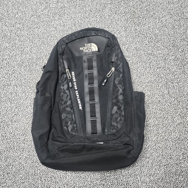 노스페이스 백팩 블랙