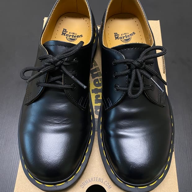 (240) 닥터마틴 1461 스무스 UK5 US6