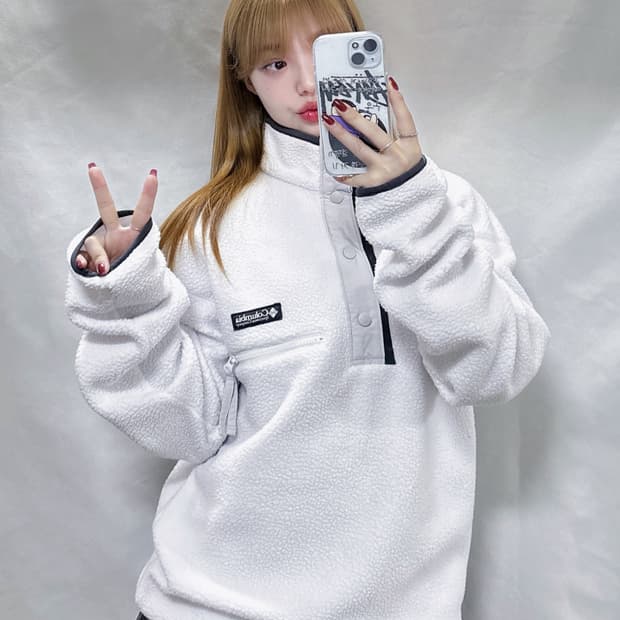 콜롬비아 화이트 후리스 반집업 