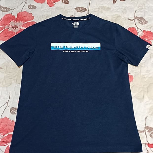 노스페이스 반팔 100 가슴53 기장70