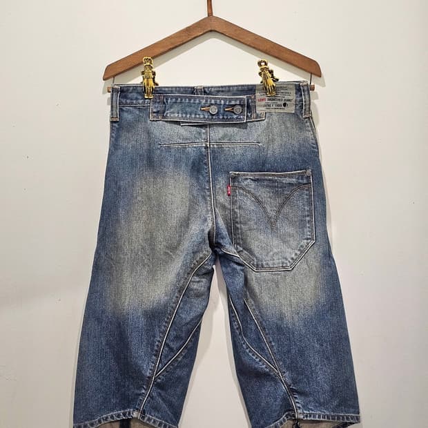 00's Levis 엔지니어드진 신치백 버뮤다팬츠(국내정발)