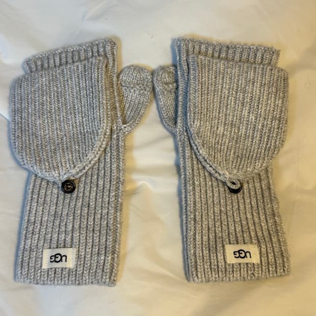 ugg 어그 코지 니트 플립 미튼 그레이 헤더