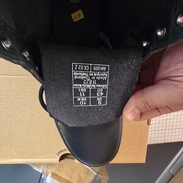 닥터마틴 1460 나파(UK10/280)