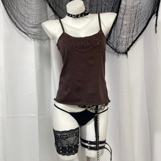 brown cubic sleeveless