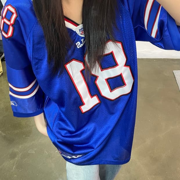 리복 NFL 빌스 81번 이슬리 유니폼 54사이즈