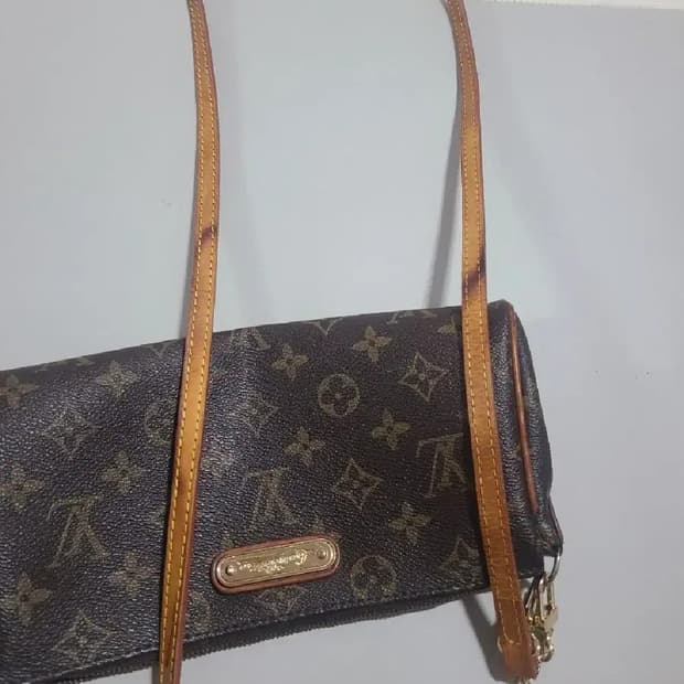 루이비통 에바클러치 정품