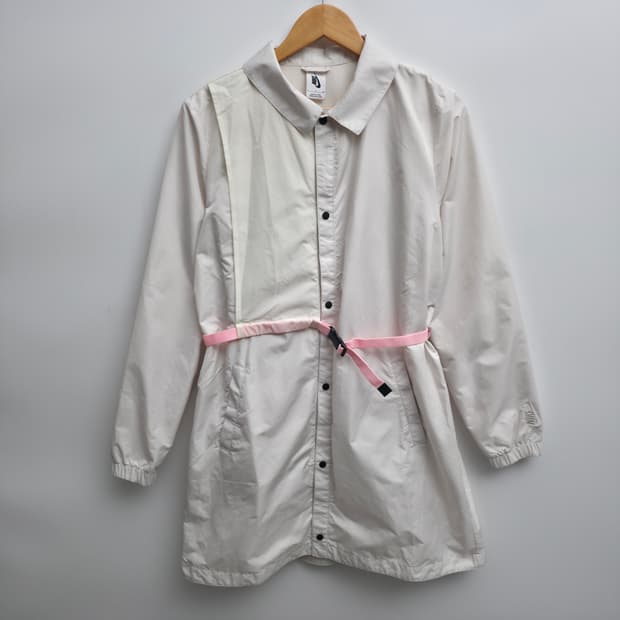 [S] 나이키 NRG 화이트 바람막이 코트