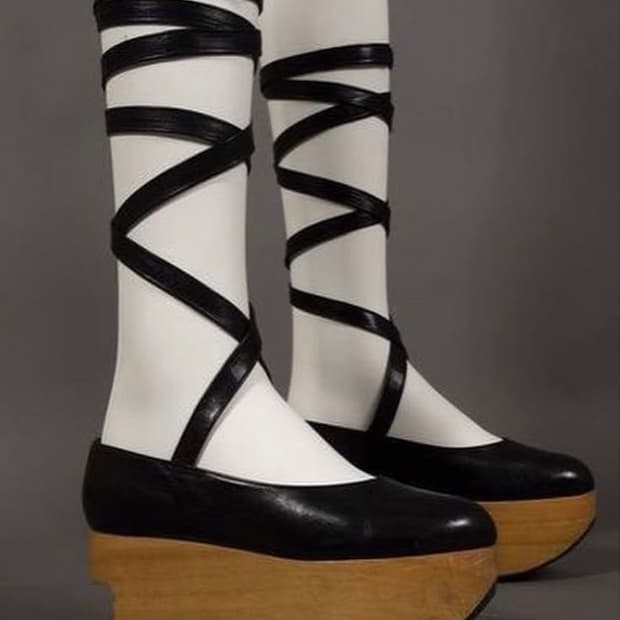 구해요) 비비안웨스트우드 록킹 홀스 발레리나 블랙 신발 구두