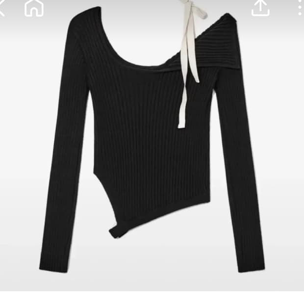 GLOWNY 블랙 골지 오프숄더 니트 (free size)
