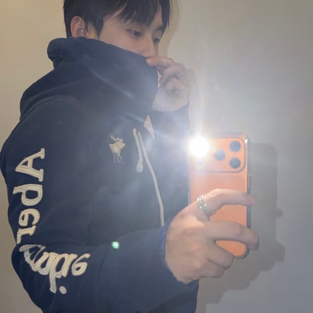 아베크롬비 y2k 사이드 레터링 후드