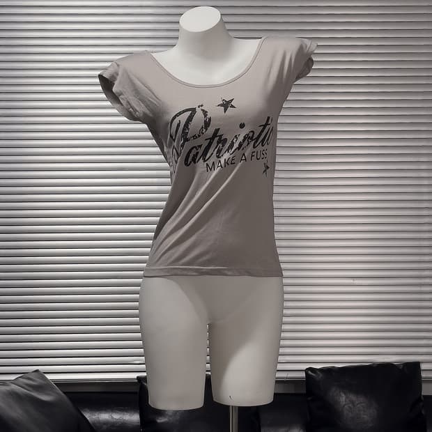{Chu XXX} Back Stripe Layered Top