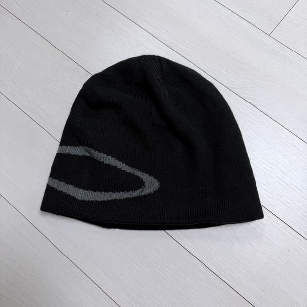 미스치프 와이드 롬버스 비니 블랙 