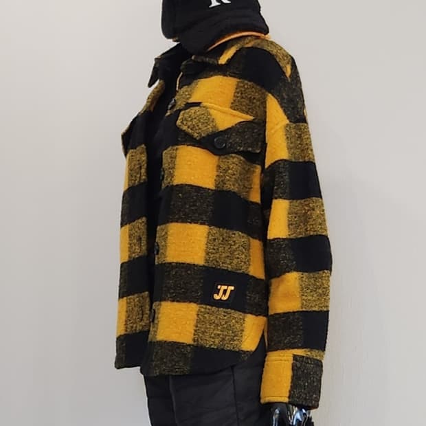 쥬시쥬디 셔츠형 겨울자켓