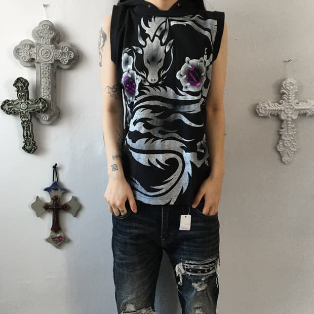 Dragon printing hood sleeveless