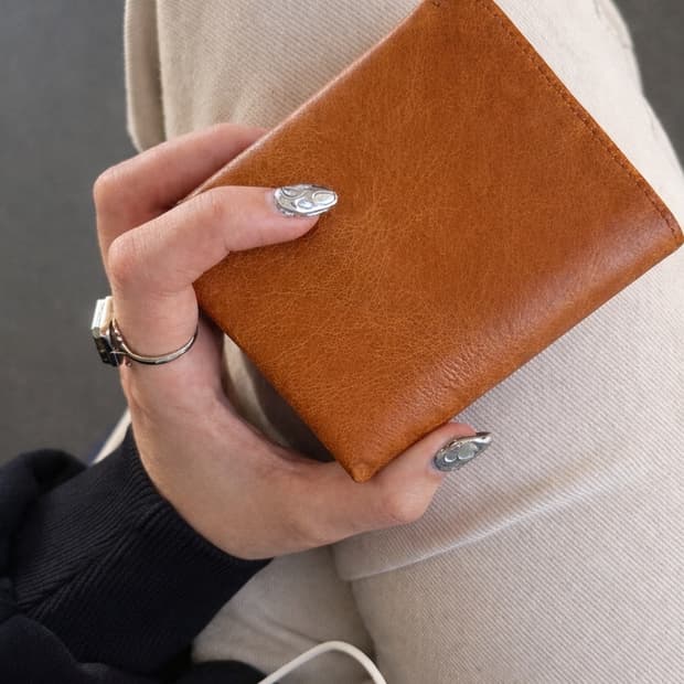 오일 풀업 가죽지갑