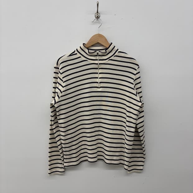 엘엘빈 아/검 스트라이프 하프넥 니트 여xl