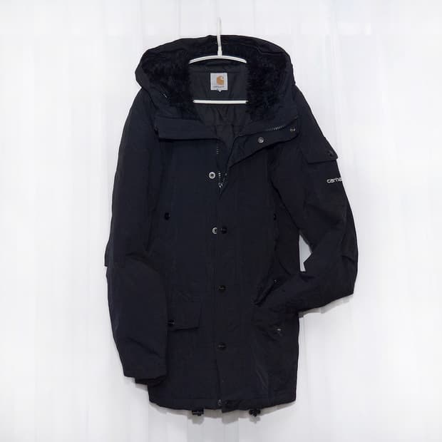 칼하트 WIP 앵커리지 패딩 파카 올블랙 (S 95-100)