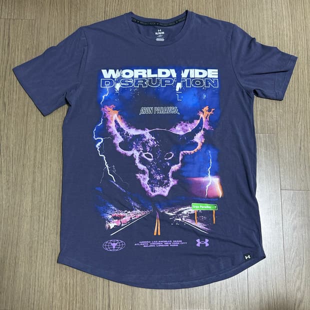 언더아머 기능성 WORLDWIDE 프린팅 반팔 XL 1C2-2