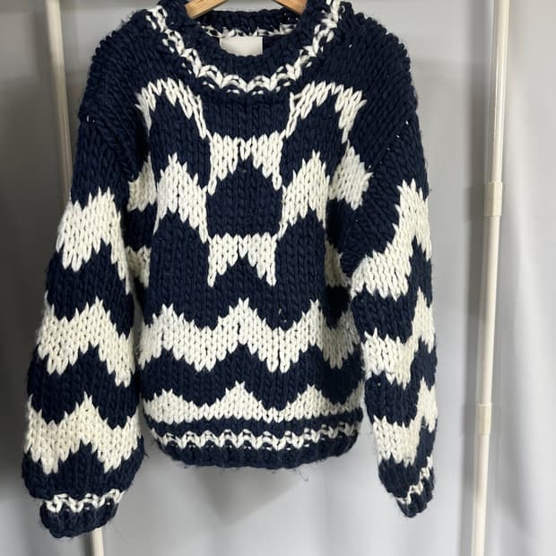 노브랜드 아크릴 니트