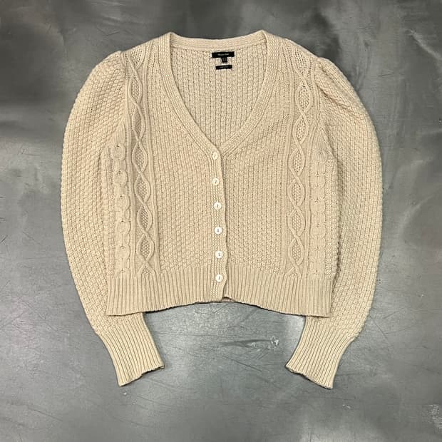  마시모두띠 퍼프 숄더 니트 가디건 y16070