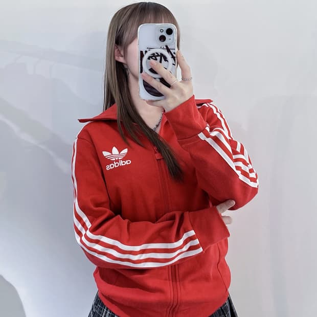 아디다스 유로파 삼선 레드 트랙탑