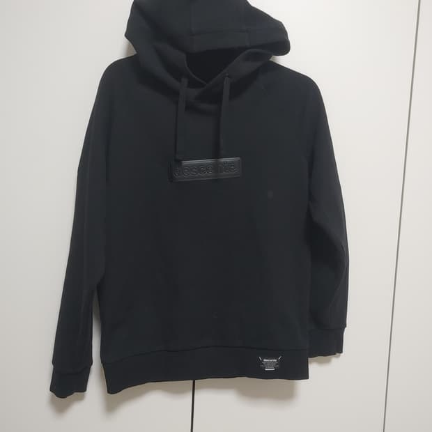 데상트  남성 후드티-L사이즈