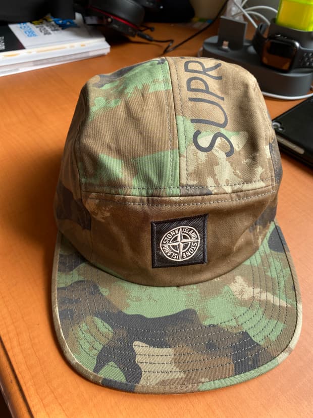 슈프림 스톤아일랜드 카모 캠프캡