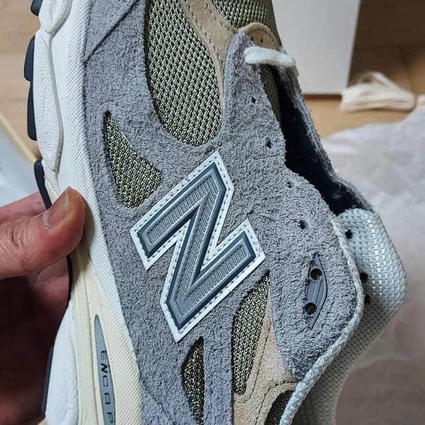 (275)뉴발란스 990V3 마블헤드 인센스 