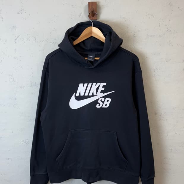 나이키SB 빅로고 블랙 후드티