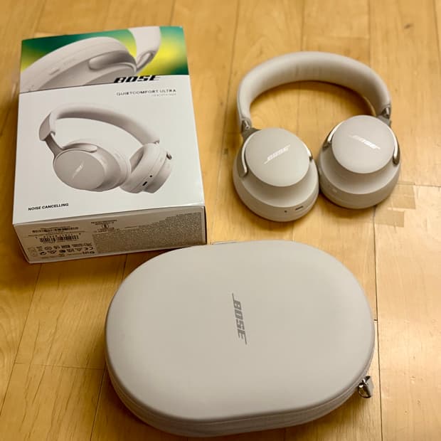 [신동품] 보스 QC 울트라 헤드폰 화이트스모크 (26년3월 영수증포함)
