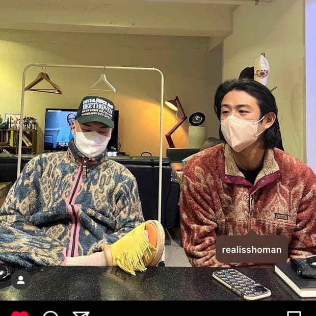 [2] 캐피탈 자바 카스리 후리스