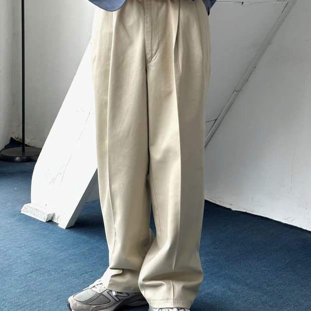 2 pleats wide chino pants