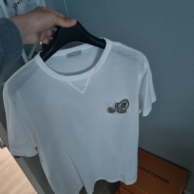 몽클레어 더블와펜 반팔 새상품급