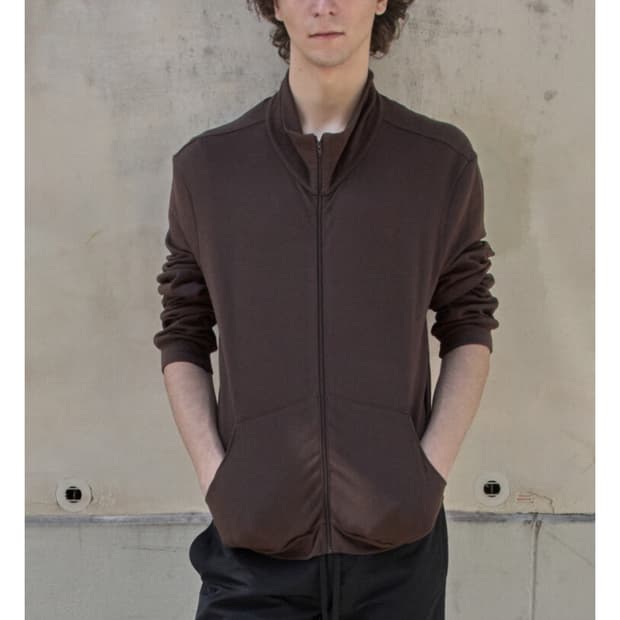 머듈 브라운 넥집업 3