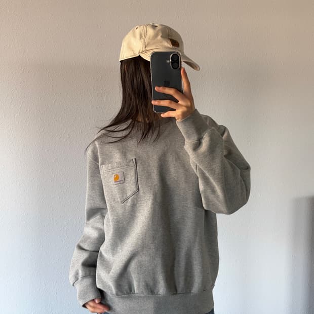 [S]칼하트 WIP 포켓 그레이 기모 맨투맨