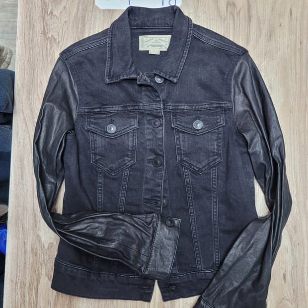ALLSAINTS 올세인츠 블랙 데님 가죽 소매 자켓