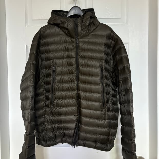 무신사 스탠다드 경량 숏패딩 L 머드 그레이