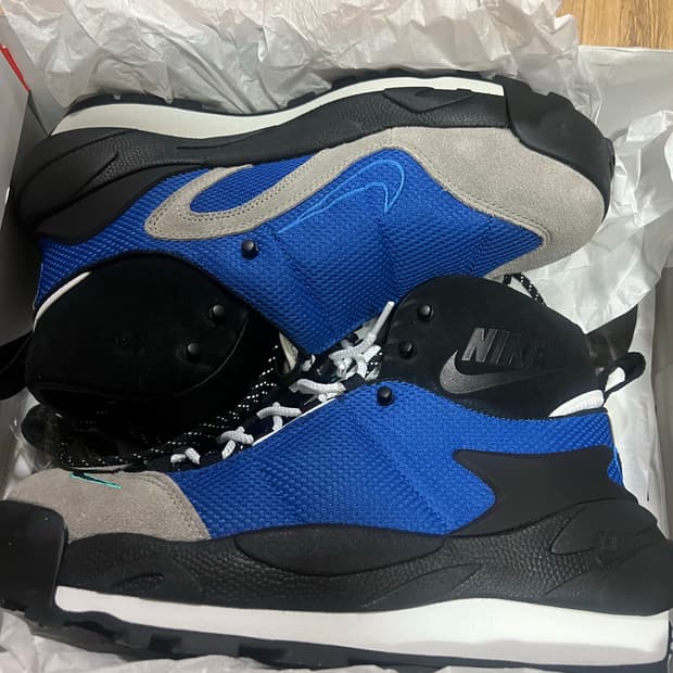 나이키 x 사카이 마그마스케이프 SP 바시티 로얄