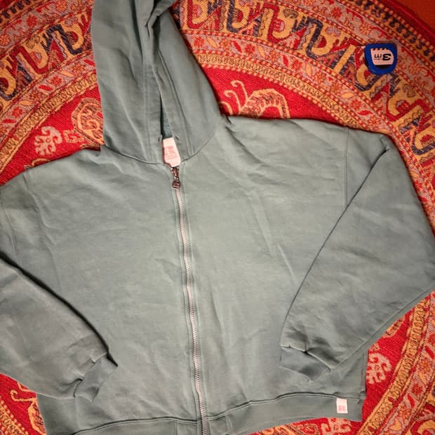 러셀 빈티지 크롭 후드 집업