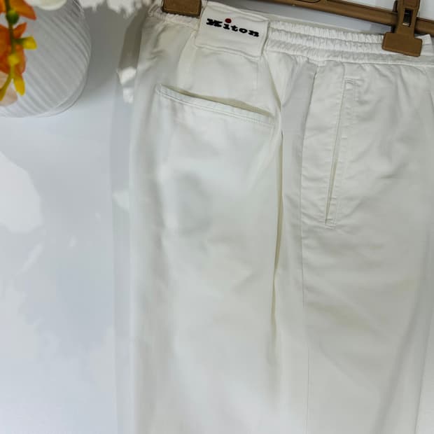 키톤 나폴리 드로스트링 화이트 팬츠