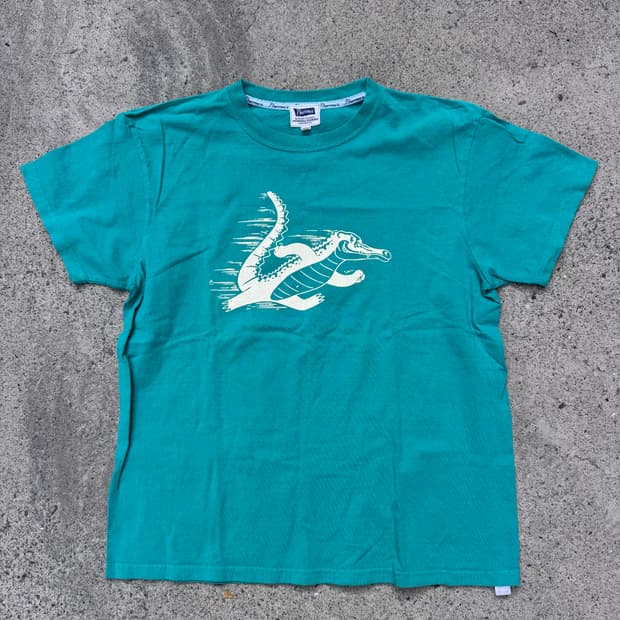 페로우즈 티셔츠